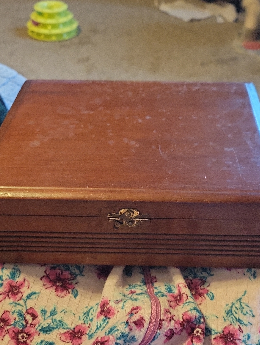Vintage Wooden Cigar Box House Of Windsor..Palmas